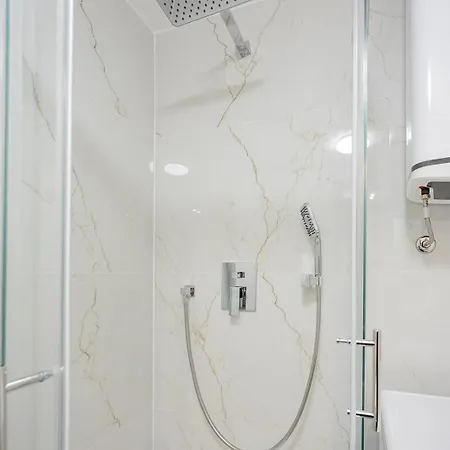 Yasmin & Viola Ζαντάρ