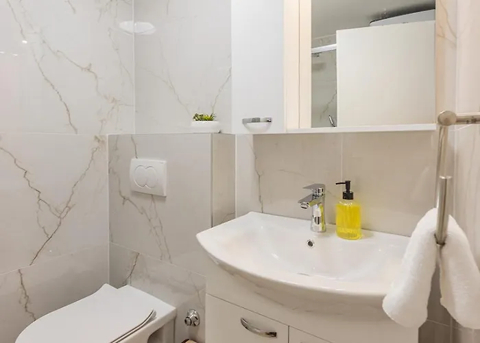 Yasmin & Viola Apartman *